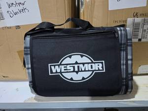 lot 280 image: Lot of 10 Westmor Fleece Fold Away Outdoor Fleece Blankets