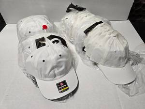 lot 570 image: Lot of 36 White Richardson Hats.  Includes Richardson 155 WhiteCharcoal (Qty 19) & Richardson 320 (Qty 17)