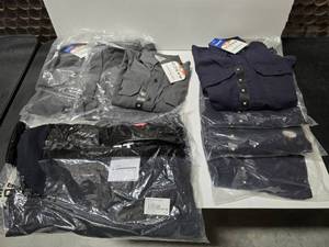 lot 634 image: Lot of 8 Size Medium Misc Rasco & Portwest Flame Resistant Work Shirts