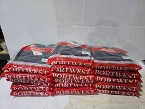 lot 807 image: Portwest UBIZ5 BizWeld Executive Overall,.  SEE PICS FOR SIZES & COUNTS  QUANTITY 16  BID IS TIMES THE QUANTITY