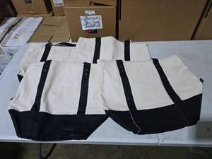 lot 876 image: Lot of 4 Gemline Canvas Bags