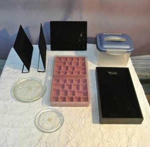 lot 97 image: Portable Jewelry displays ring display many displays and more see all pic.