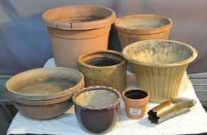 lot 103 image: mixed Lot of flower pots terracotta and mechanical plant hole puncher and more