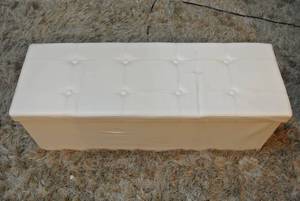 lot 119 image: White end of bed storage box you can store your extra pillows and throws in it