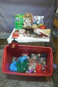 lot 131 image: Tote full of Christmas decor see pictures