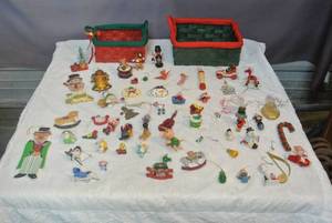 lot 175 image: Two baskets of Christmas ornaments