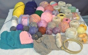 lot 178 image: Mixed Lot of yarn
