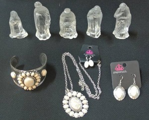 lot 183 image: Glass nativity set one has a small chip on bottom of it and paparazzi jewelry set