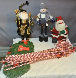 lot 203 image: Christmas lot yard decor and more see pictures