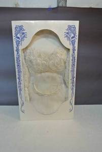 lot 219 image: Wedding dress sealed in box dont see a size