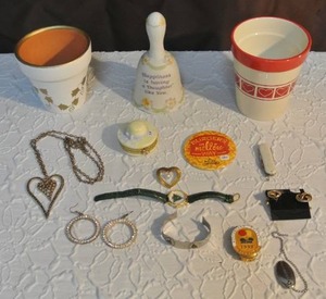 lot 239 image: Mixed Lot of jewelry and a wind up bell that plays when you pick it up and more see pictures