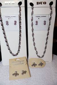 lot 219 image: Jewelry Pink stone necklace and earring sets plus bee style earrings