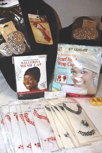 lot 225 image: Jewelry and hair accessories wrap caps, silver disc earrings, plastic jewelry sets