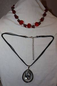 lot 240 image: Glass bead jewelry Red station bead necklace and clear teardrop pendant necklace