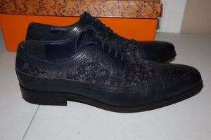 lot 19 image: Mens leather shoes TALLIA Sergio wingtip shoes, size 10