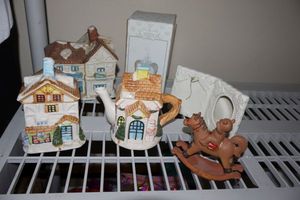 lot 269 image: Housewares and kitchen ceramics