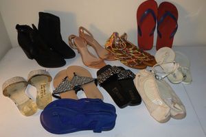 lot 282 image: Womens shoes size 10 - includes Harley Davidson sandals, see photos
