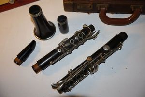 lot 297 image: Vintage clarinet and case