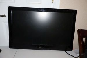 lot 368 image: Vizio TV with antenna cable