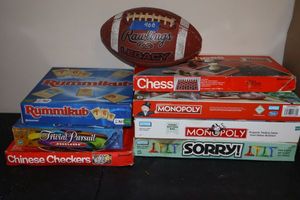 lot 400 image: Boards games and football