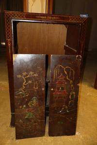 lot 403 image: Vintage Asian style cabinet (needs some attention)