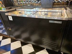 lot 115 image: NICE  True TD-50-18-HC High Capacity Deep Well Horizontal Bottle Cooler, Serial # 10483540