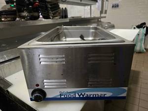 lot 33 image: Chefs Supreme Food Warmer
