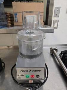 lot 181 image: Robot Coupe R101b Combination Food Processor