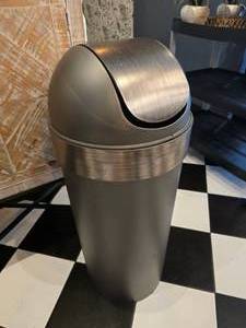 lot 229 image: Brushed Metal Look Trash Bin