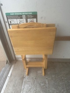 lot 88 image: TV dinner trays qty 2 with stand