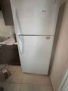lot 143 image: Sears brand REFRIGERATOR works great  CLEAN