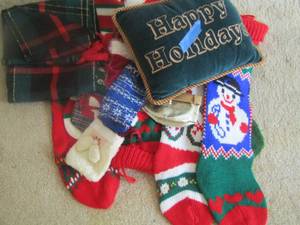 lot 97 image: Christmas stockings and dcor