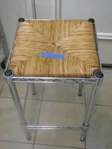lot 118 image: wicker top metal frame seat