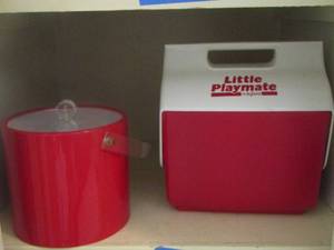 lot 134 image: mini playmate ice chest and a small red ice bucket