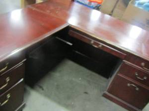 lot 69 image: 2 piece office desk, size 307236- side piece 4824