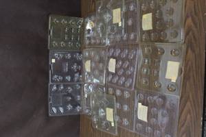 lot 2 image: candy molds lollipops trays and Smurfs trays and many more see Pics