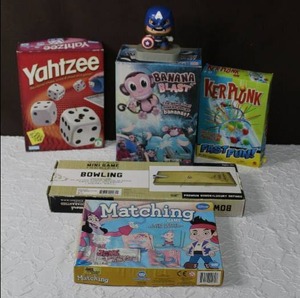 lot 15 image: mixed lot of games like Yahtzee matching  banana blast and more see pic