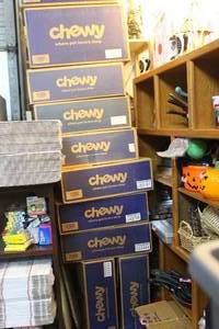 lot 31 image: A stack of empty boxes theres 10 or more