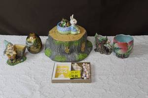 lot 80 image: Disney Snow White & the Seven Dwarfs Bashful Desk Paperclip Holder Vintage Large Satsuma Royal Style Egg Hand Painted  and other decor see all pictures