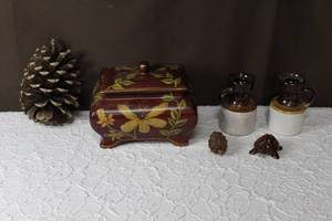 lot 103 image: Small wood band two jugs and trinket box with lid and more see pictures