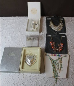 lot 153 image: Mixed lot of jewelry would make good gifts and a mom ornament from Hallmark that is a  locket to add pictures for mom