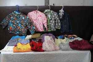 lot 175 image: Lot of baby clothes ranges in sizes 6 mouth to 4T