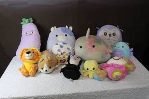 lot 177 image: Mixed lot of plushies