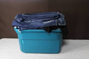 lot 197 image: Tote full of teen pants ranging in sizes from 0 up