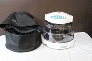lot 211 image: NuWave oven with storagecarrying bag