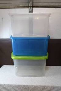 lot 226 image: 3 totes with lids