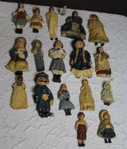 lot 269 image: collection of vintage, hand-painted figurines and ornaments