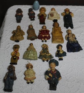 lot 270 image: collection of vintage, hand-painted figurines and ornaments