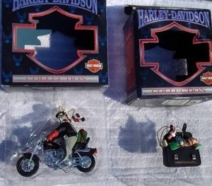 lot 275 image: Harley-Davidson ornaments