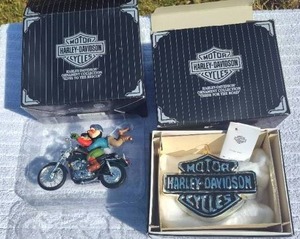 lot 276 image: Harley-Davidson ornaments